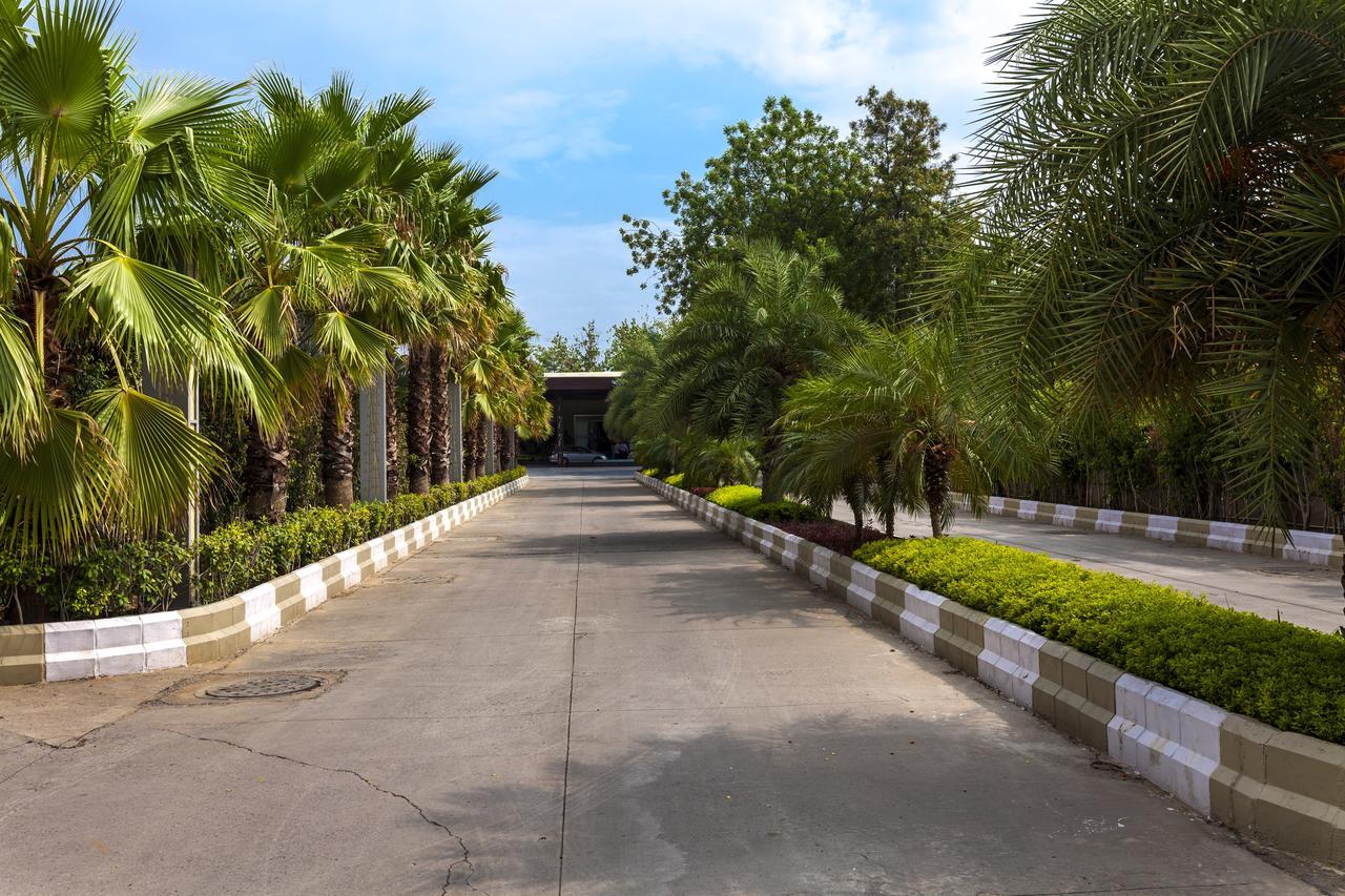 Atrio By Devam Gurgaon Exterior foto